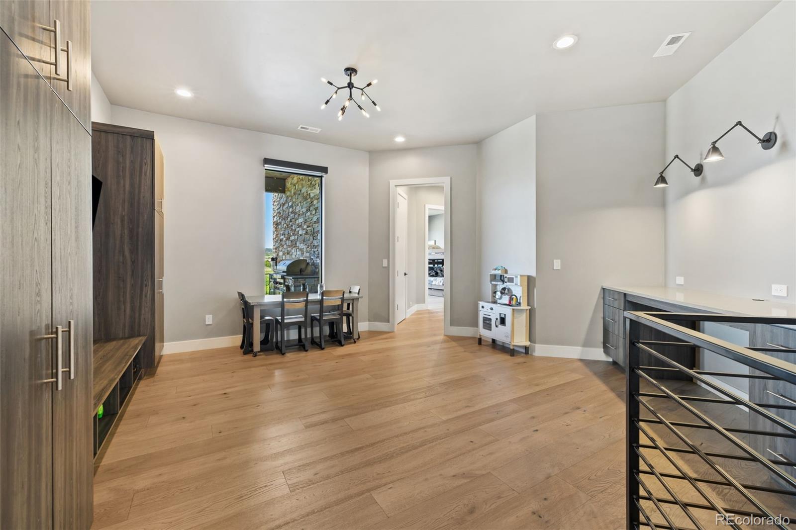 MLS Image #21 for 1484  vine cliff heights,colorado springs, Colorado