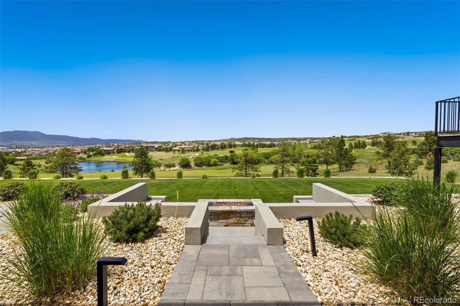 MLS Image #44 for 1484  vine cliff heights,colorado springs, Colorado