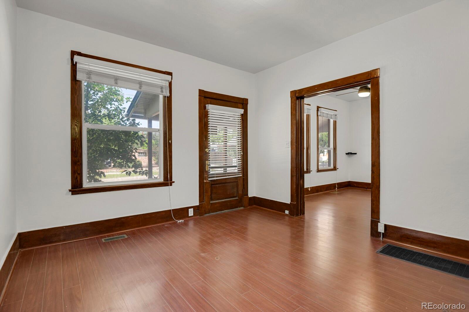 MLS Image #4 for 107 n 30th street,colorado springs, Colorado
