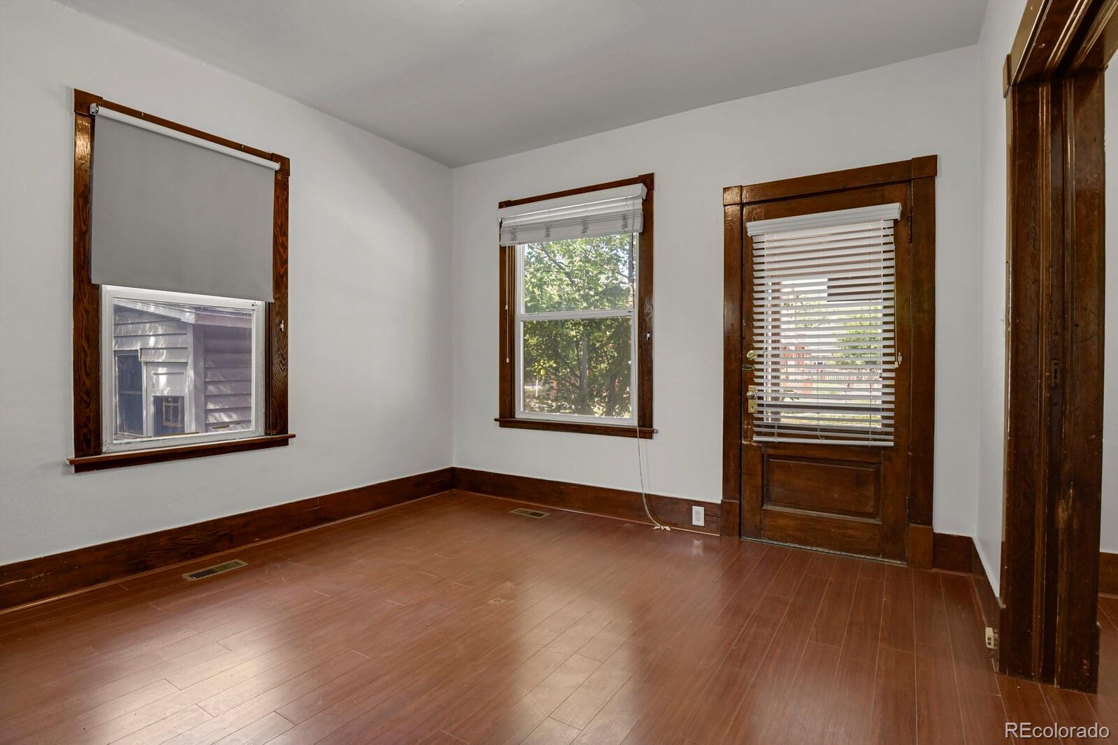 MLS Image #5 for 107 n 30th street,colorado springs, Colorado
