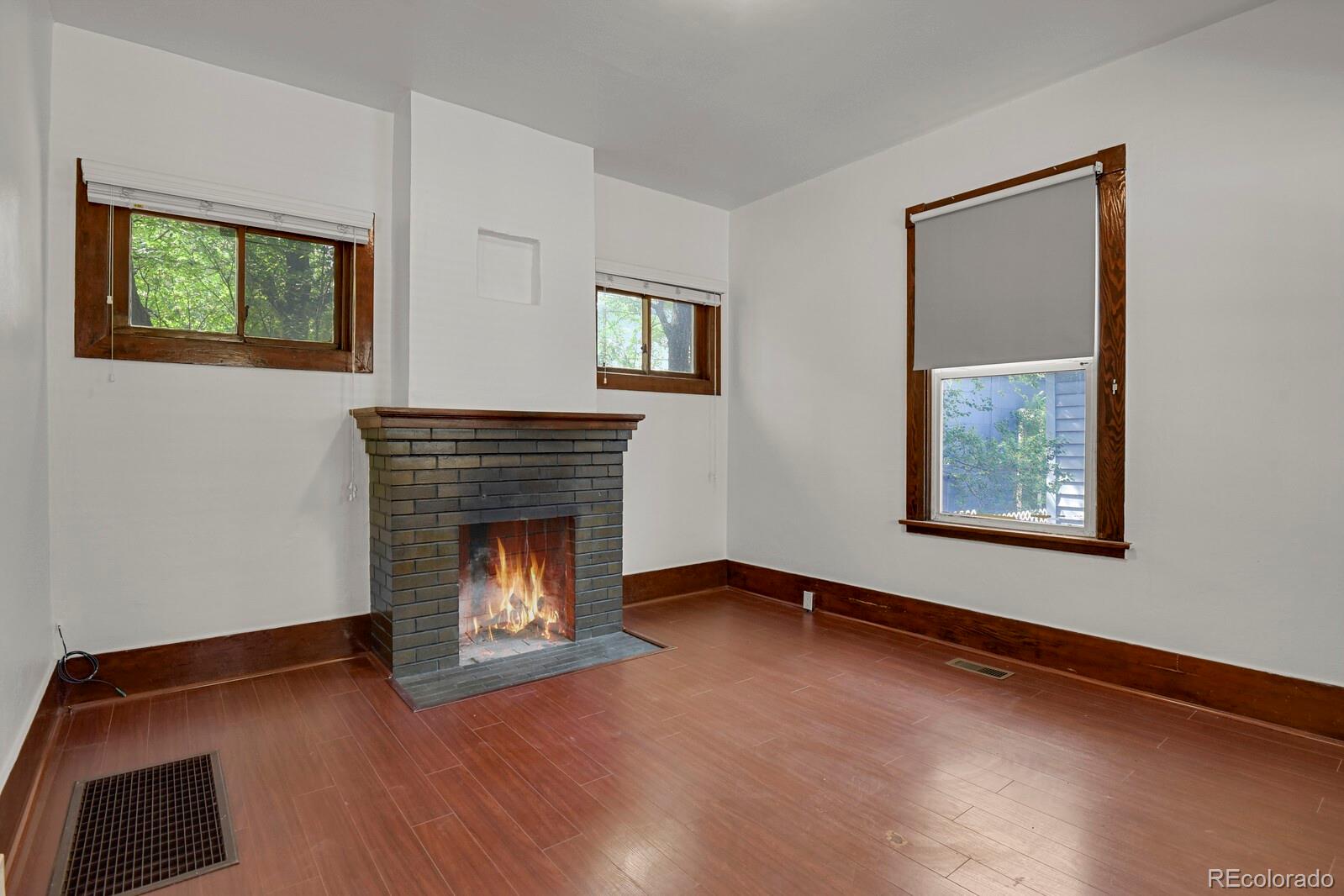 MLS Image #6 for 107 n 30th street,colorado springs, Colorado