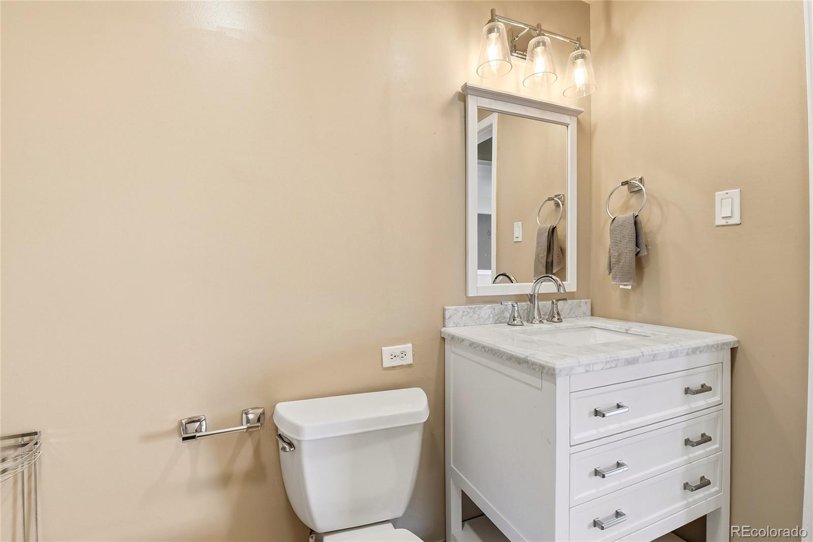 MLS Image #11 for 16600 e arapahoe road,foxfield, Colorado