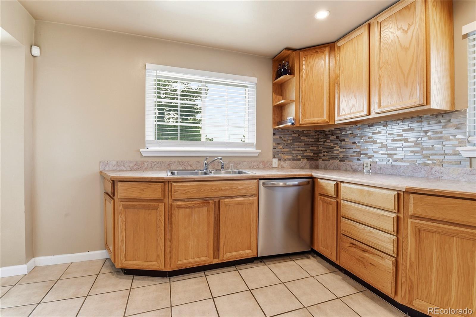 MLS Image #14 for 16600 e arapahoe road,foxfield, Colorado