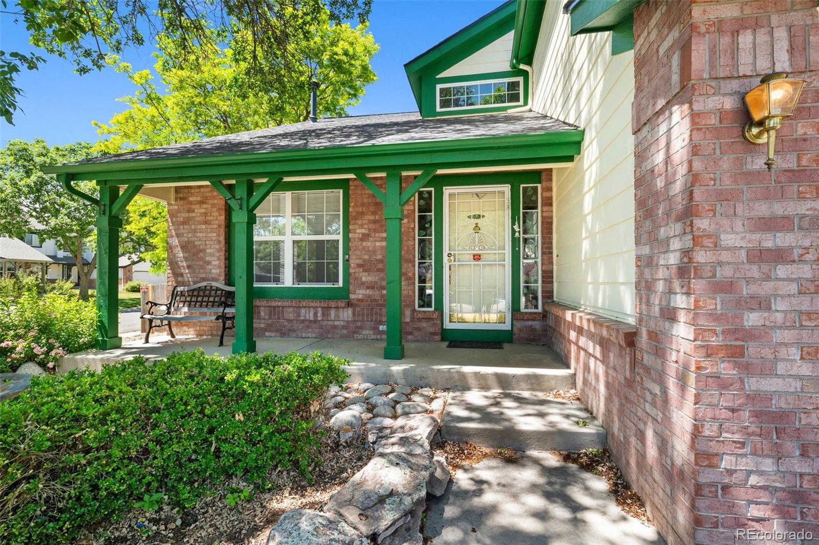 MLS Image #3 for 8359 s flower way,littleton, Colorado