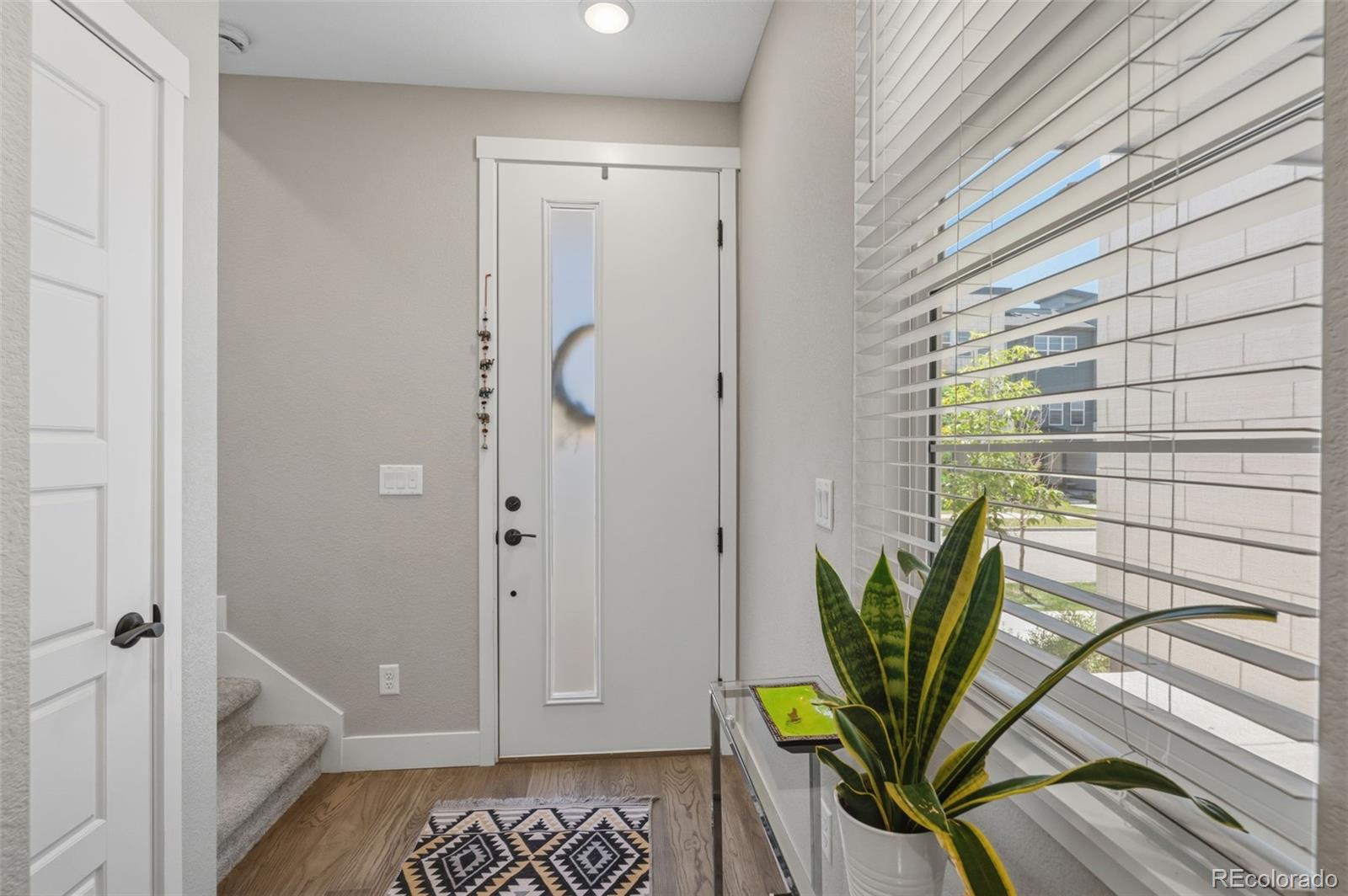 MLS Image #4 for 10139 e 62nd avenue,denver, Colorado