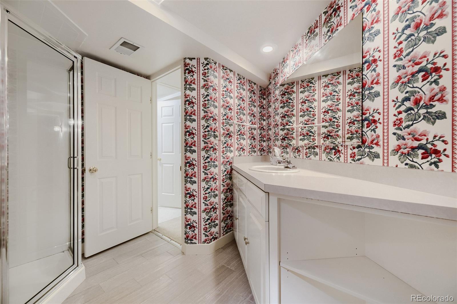 MLS Image #19 for 6018 e briarwood circle,englewood, Colorado