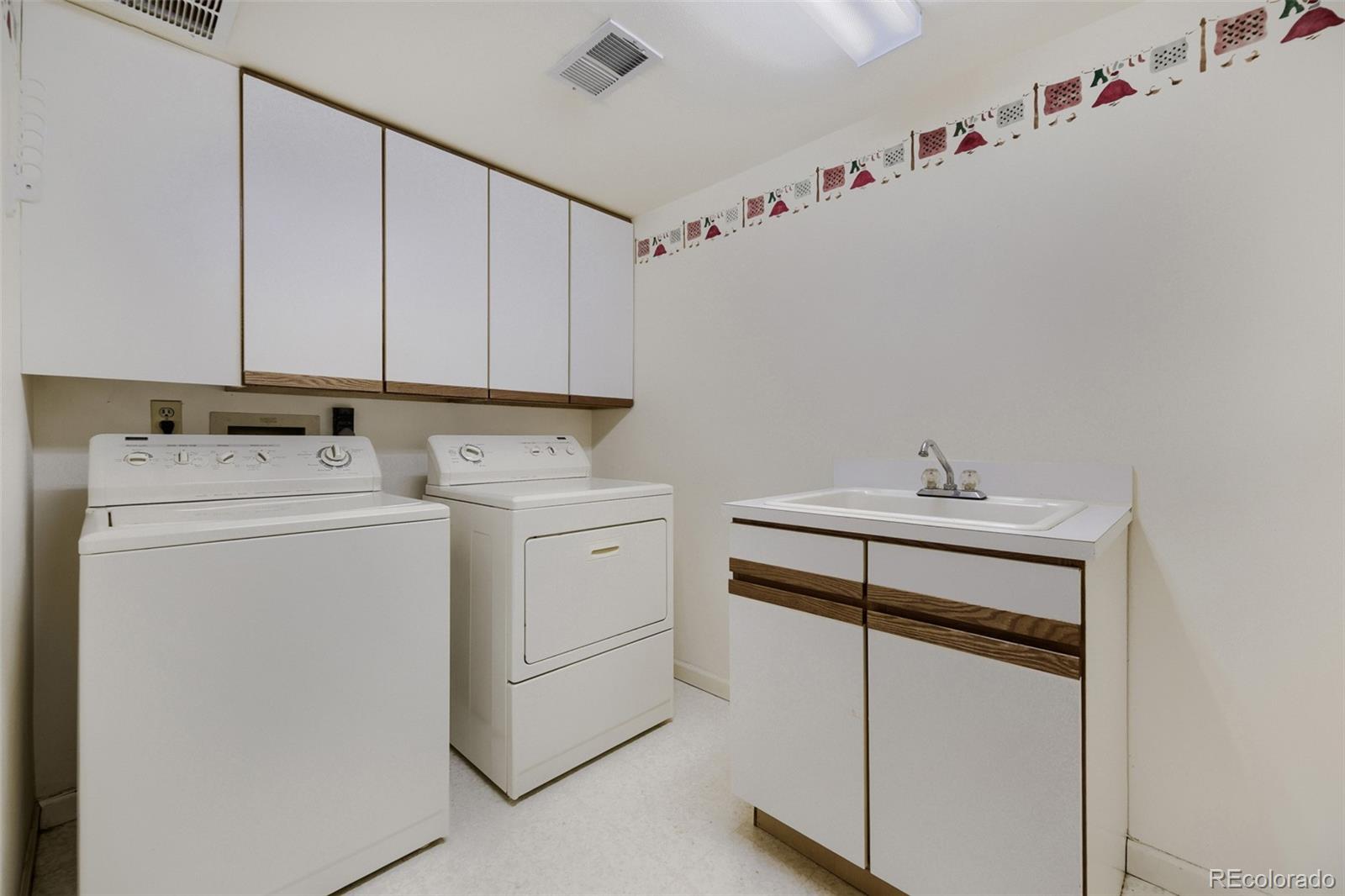 MLS Image #25 for 6018 e briarwood circle,englewood, Colorado