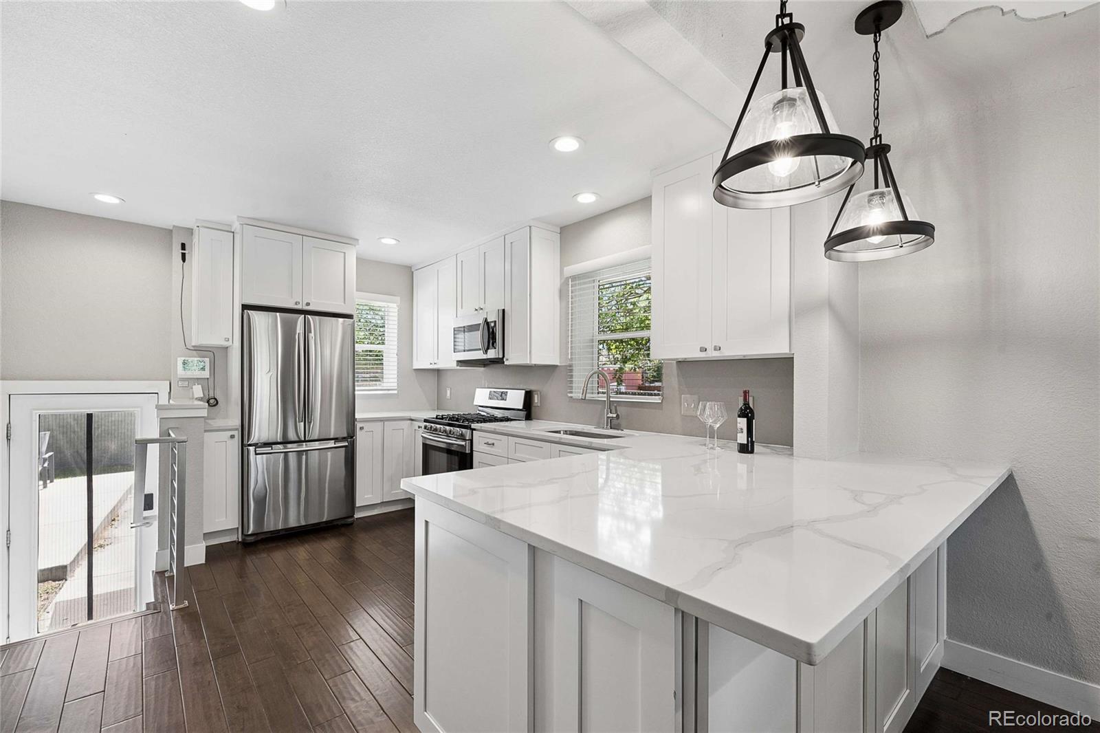 MLS Image #10 for 3040 n columbine street,denver, Colorado