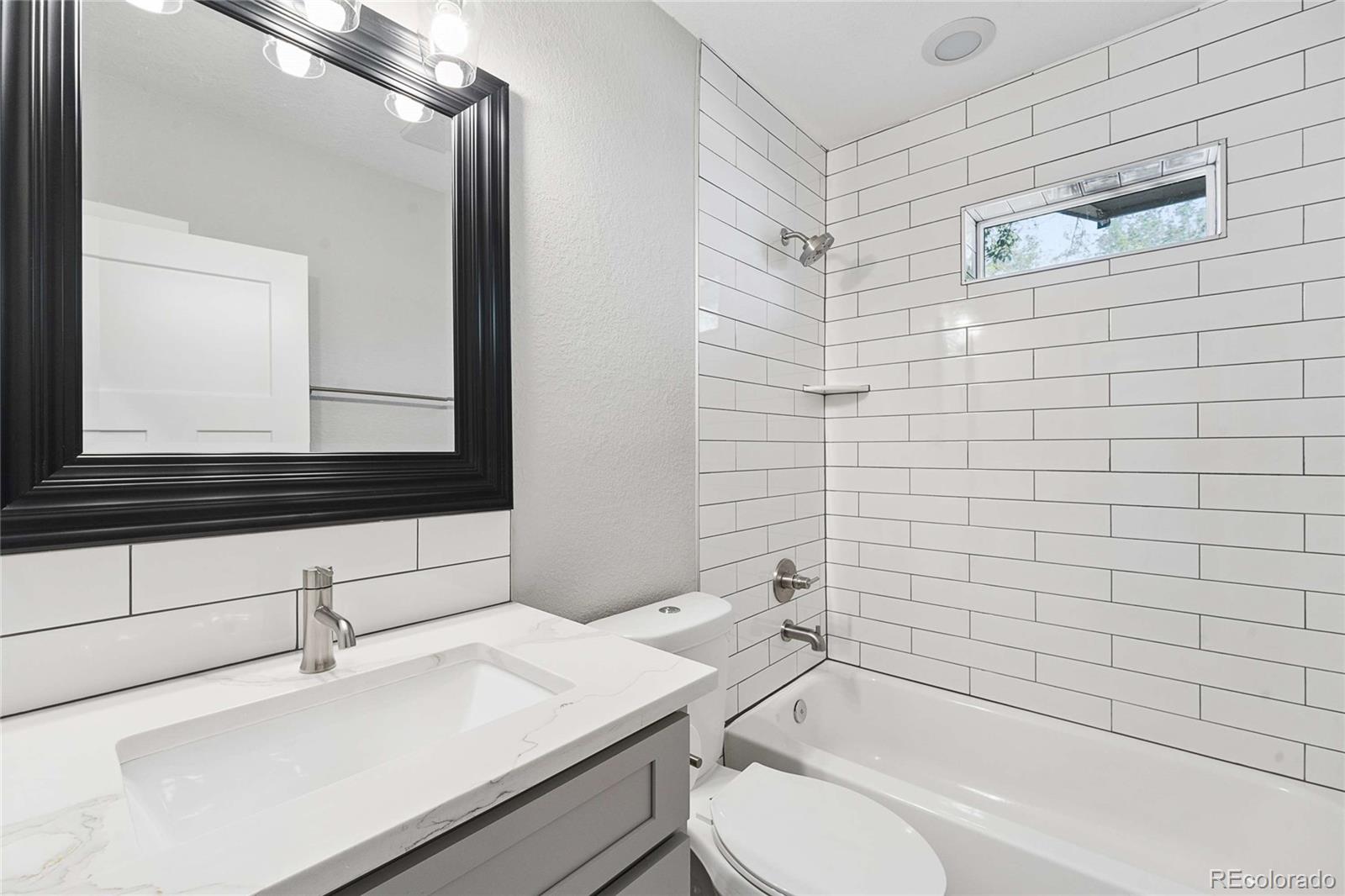 MLS Image #15 for 3040 n columbine street,denver, Colorado