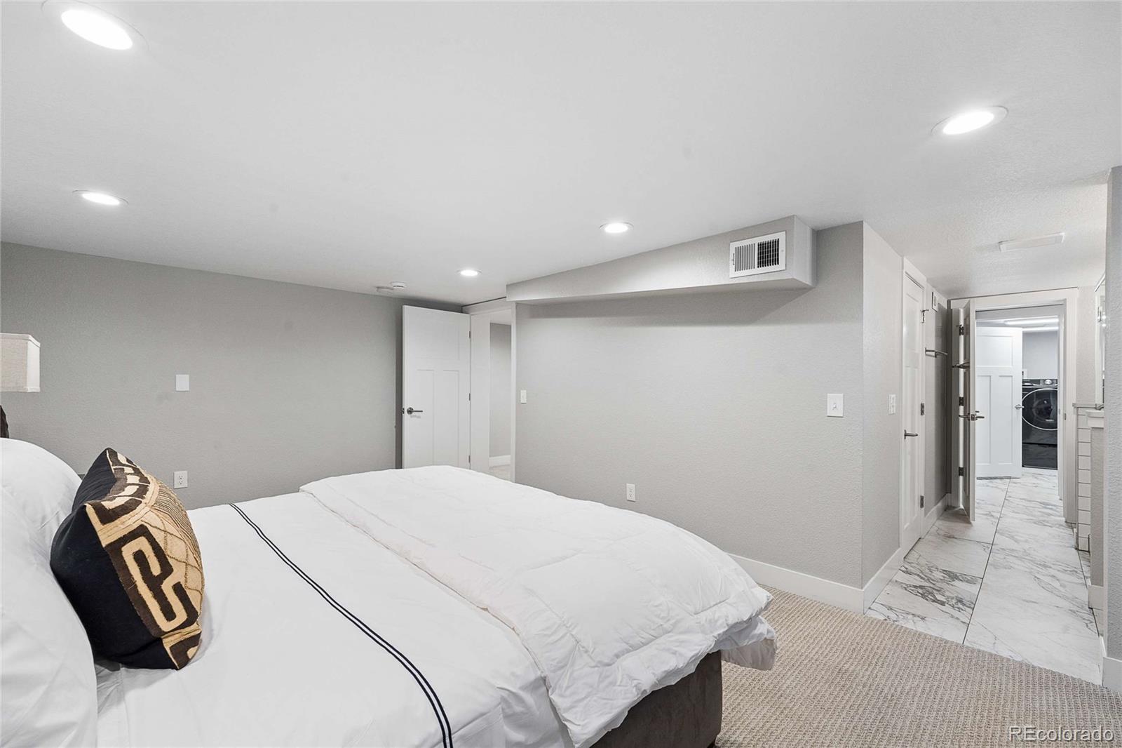 MLS Image #23 for 3040 n columbine street,denver, Colorado