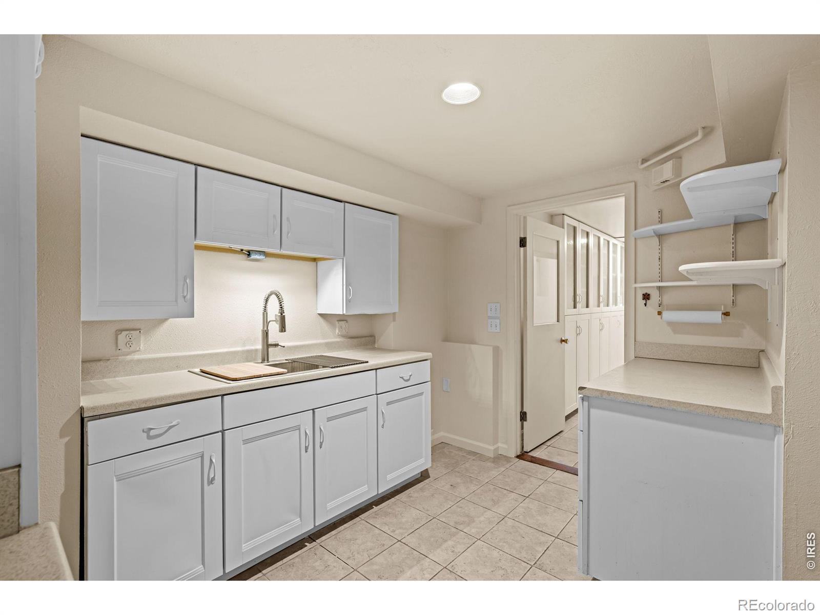 MLS Image #18 for 6644  bird cliff way,niwot, Colorado