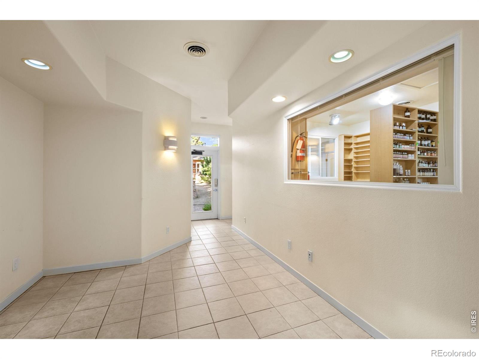 MLS Image #32 for 6644  bird cliff way,niwot, Colorado