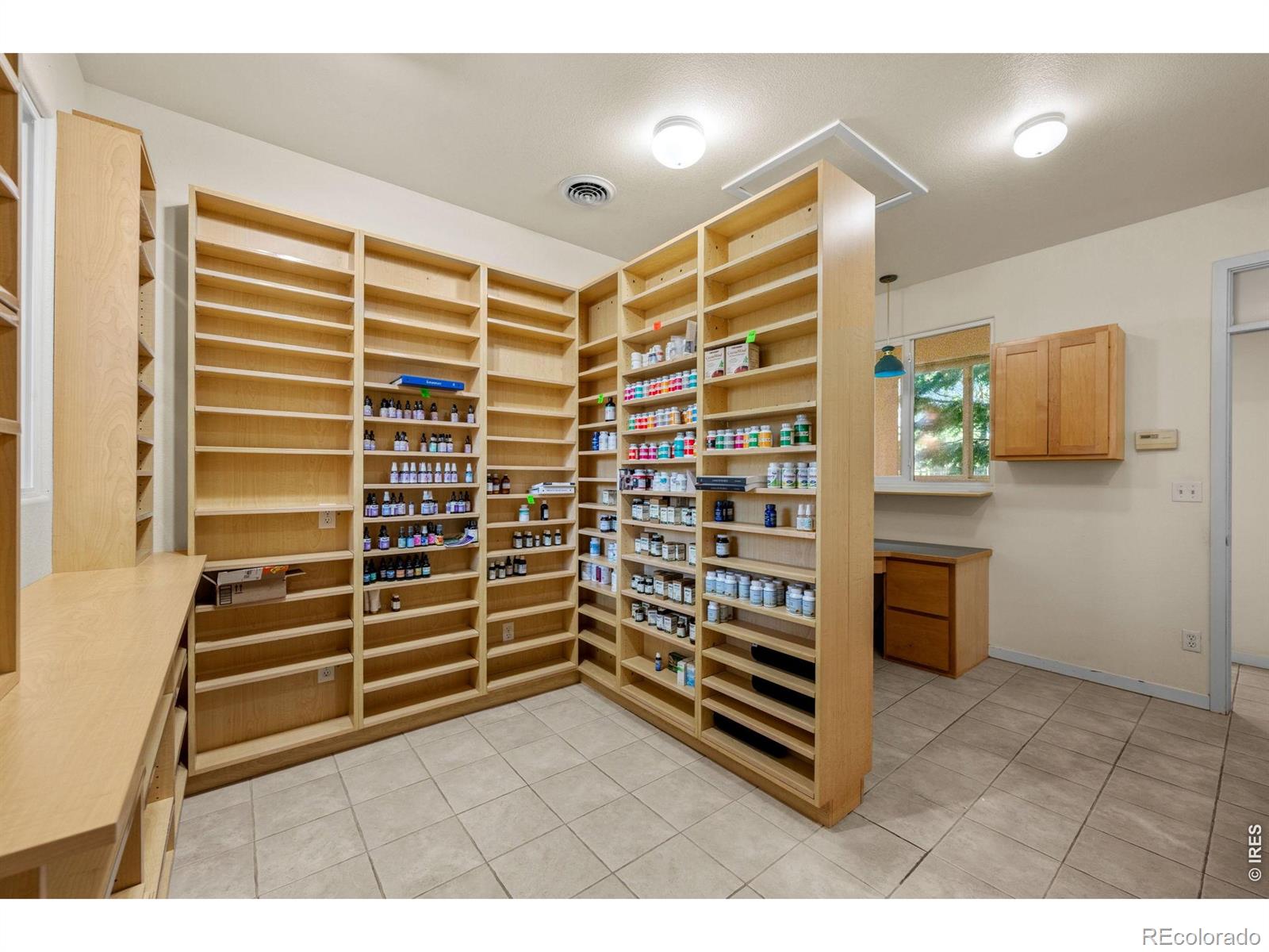 MLS Image #33 for 6644  bird cliff way,niwot, Colorado