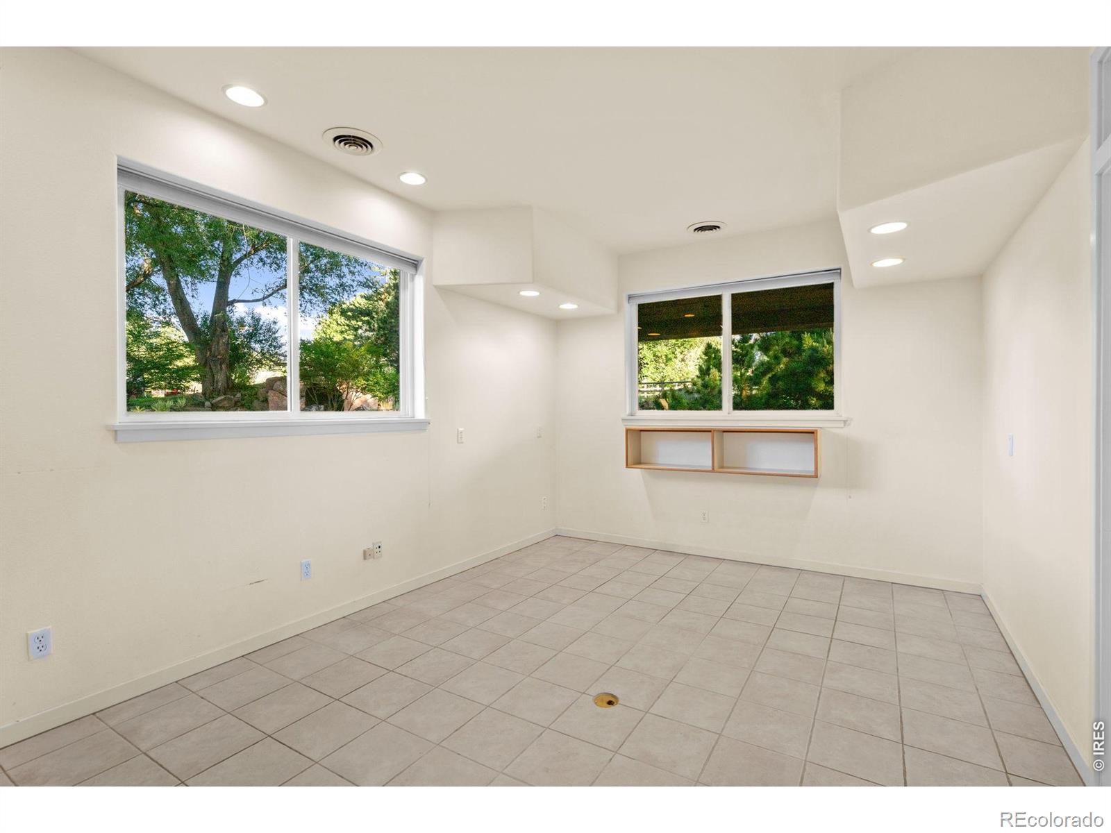 MLS Image #36 for 6644  bird cliff way,niwot, Colorado