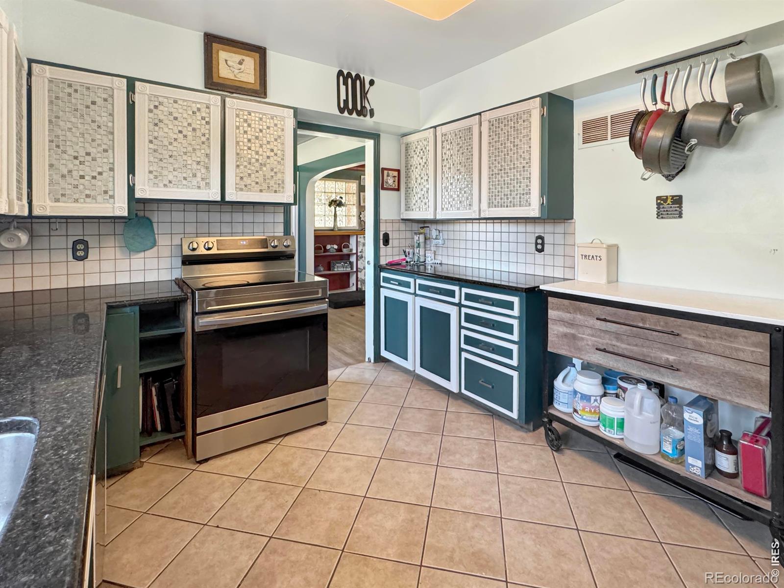 MLS Image #9 for 602  delmar street,sterling, Colorado