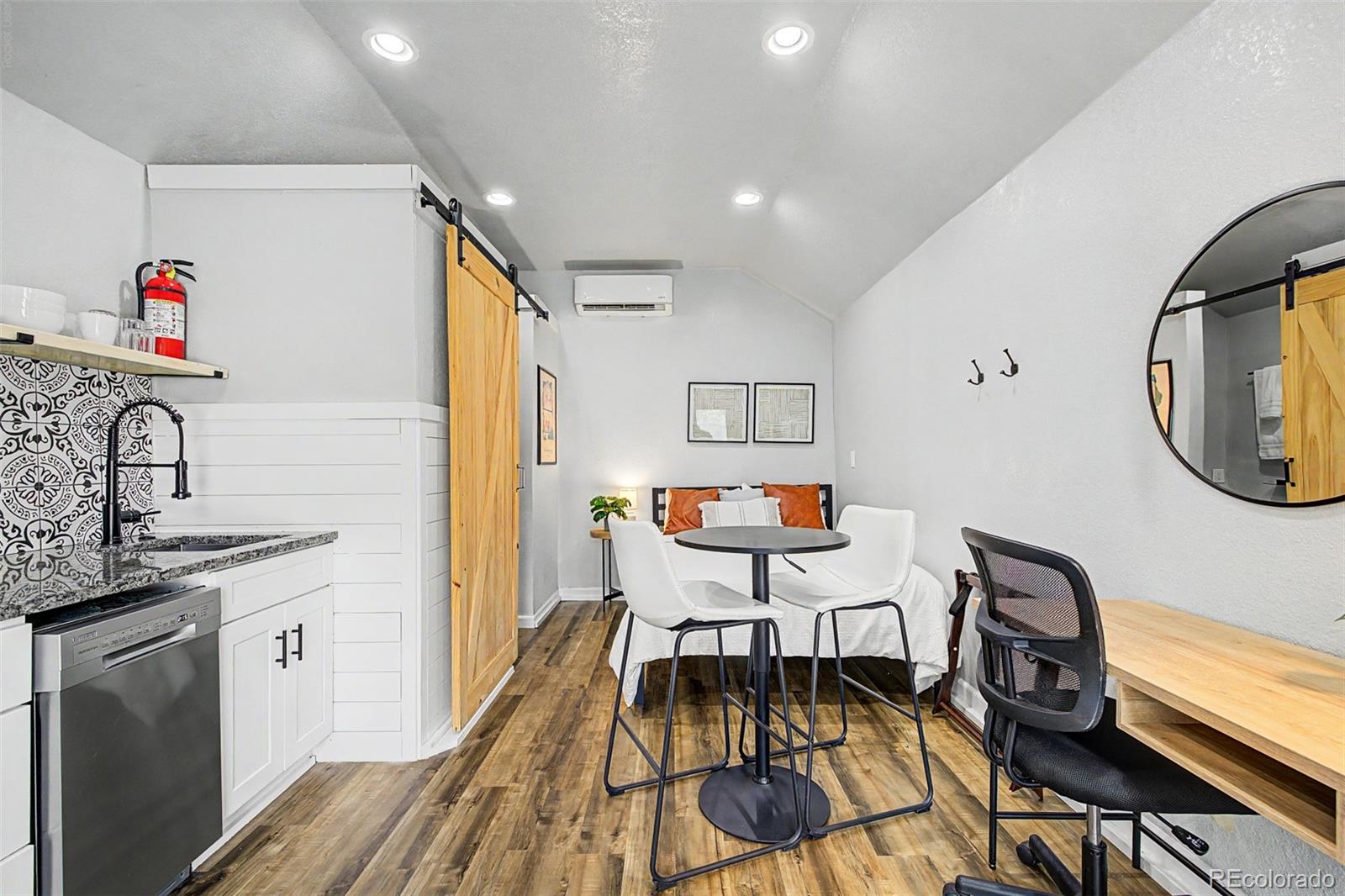 MLS Image #22 for 4997  green court,denver, Colorado