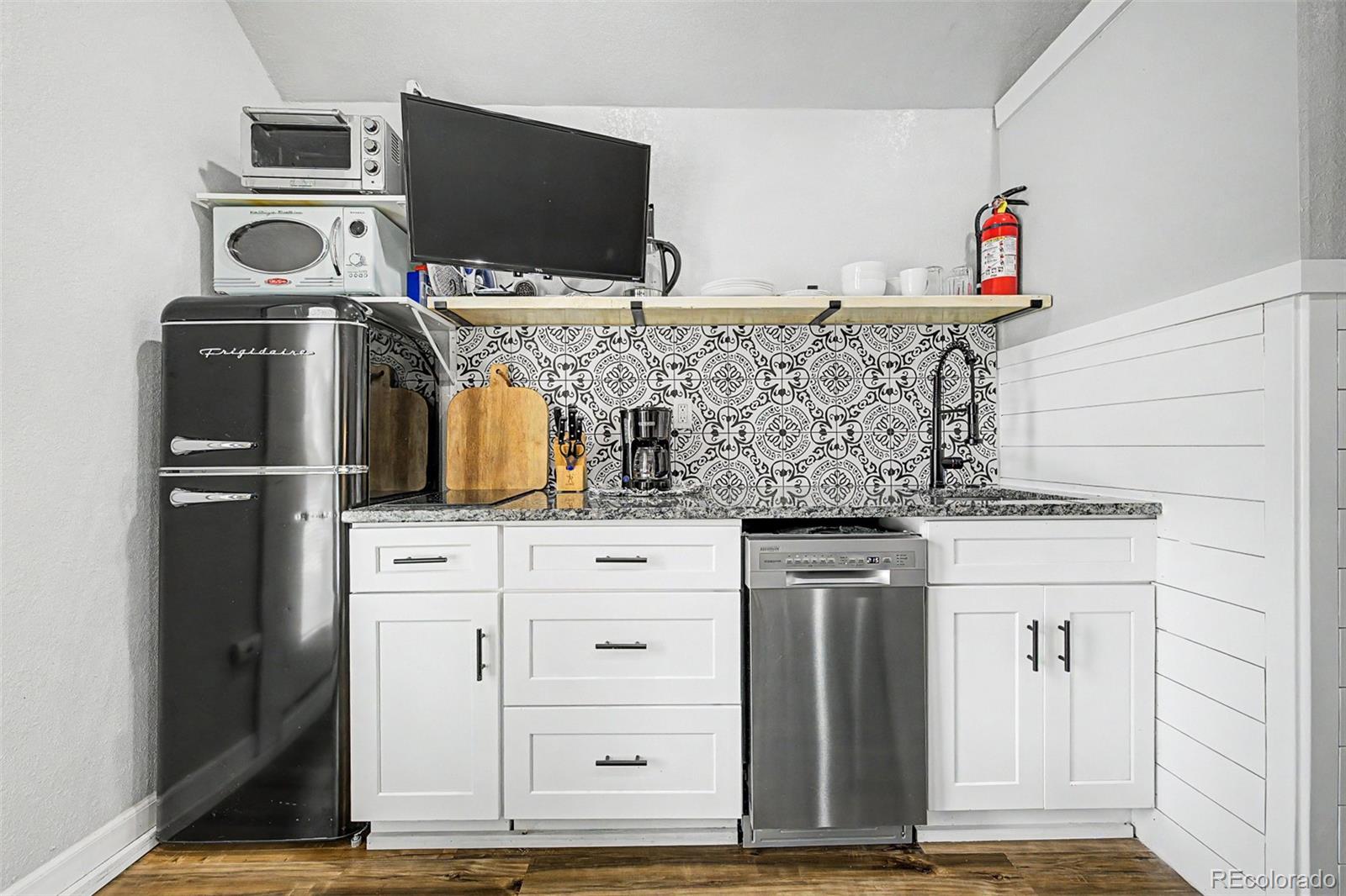 MLS Image #26 for 4997  green court,denver, Colorado