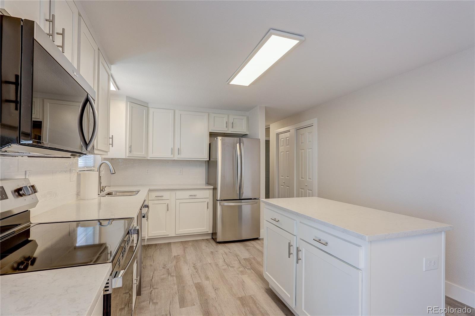 MLS Image #13 for 3100 s dale court,englewood, Colorado