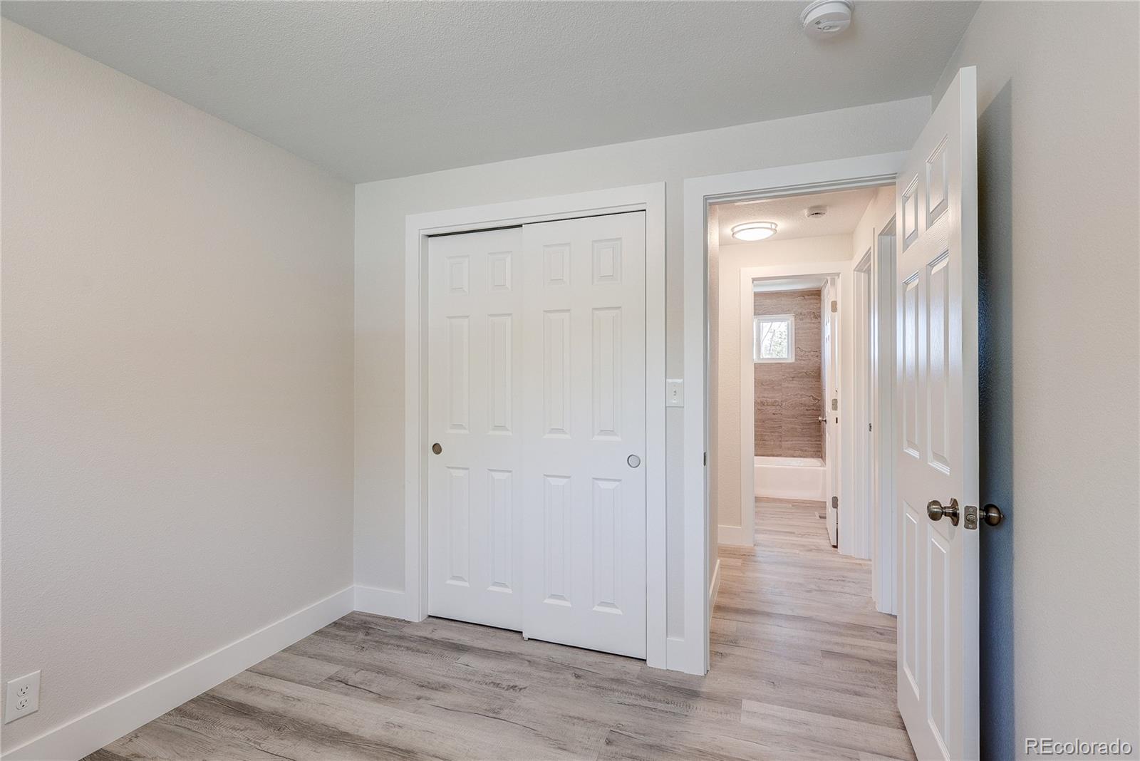 MLS Image #22 for 3100 s dale court,englewood, Colorado