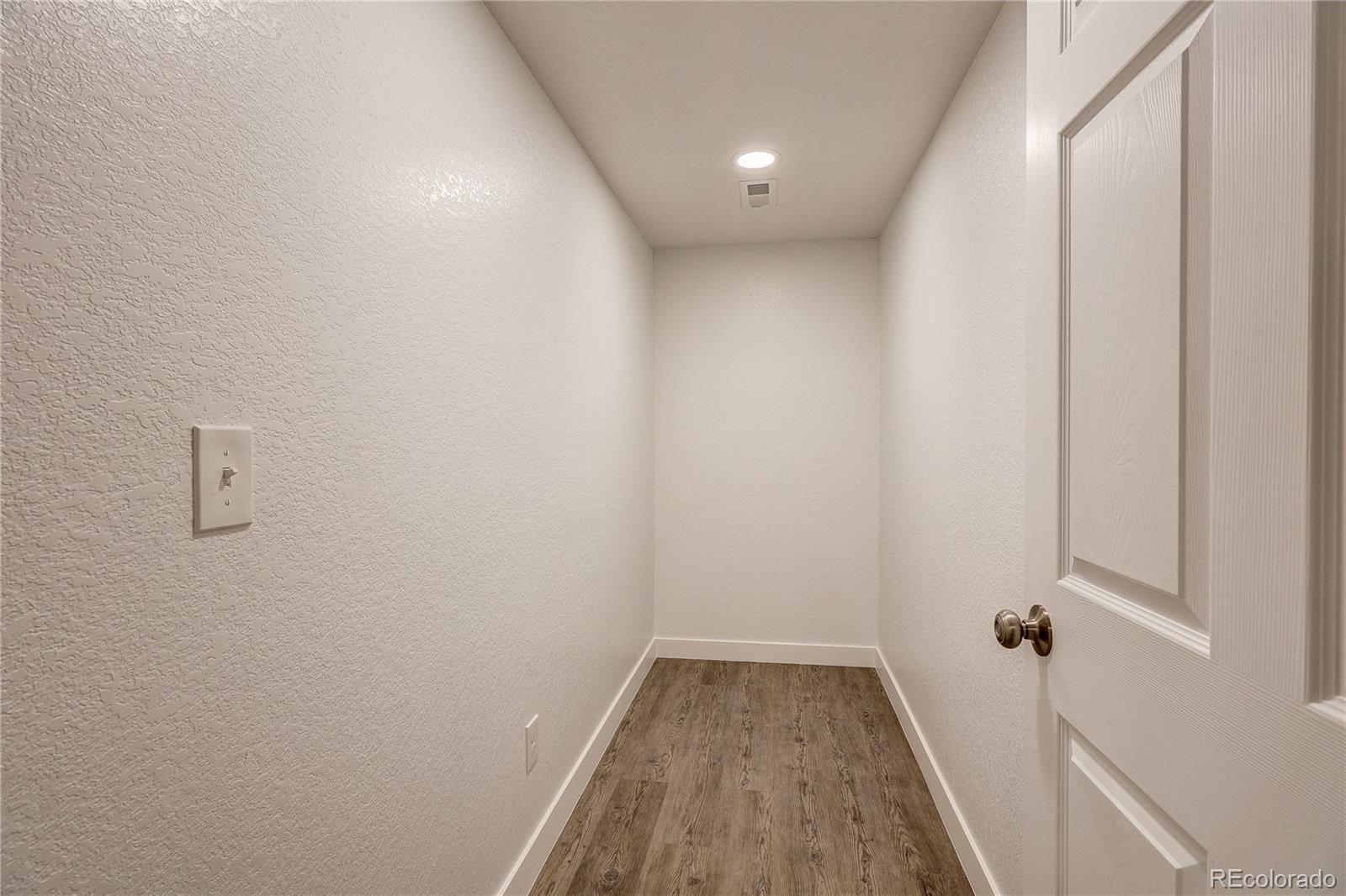 MLS Image #28 for 3100 s dale court,englewood, Colorado