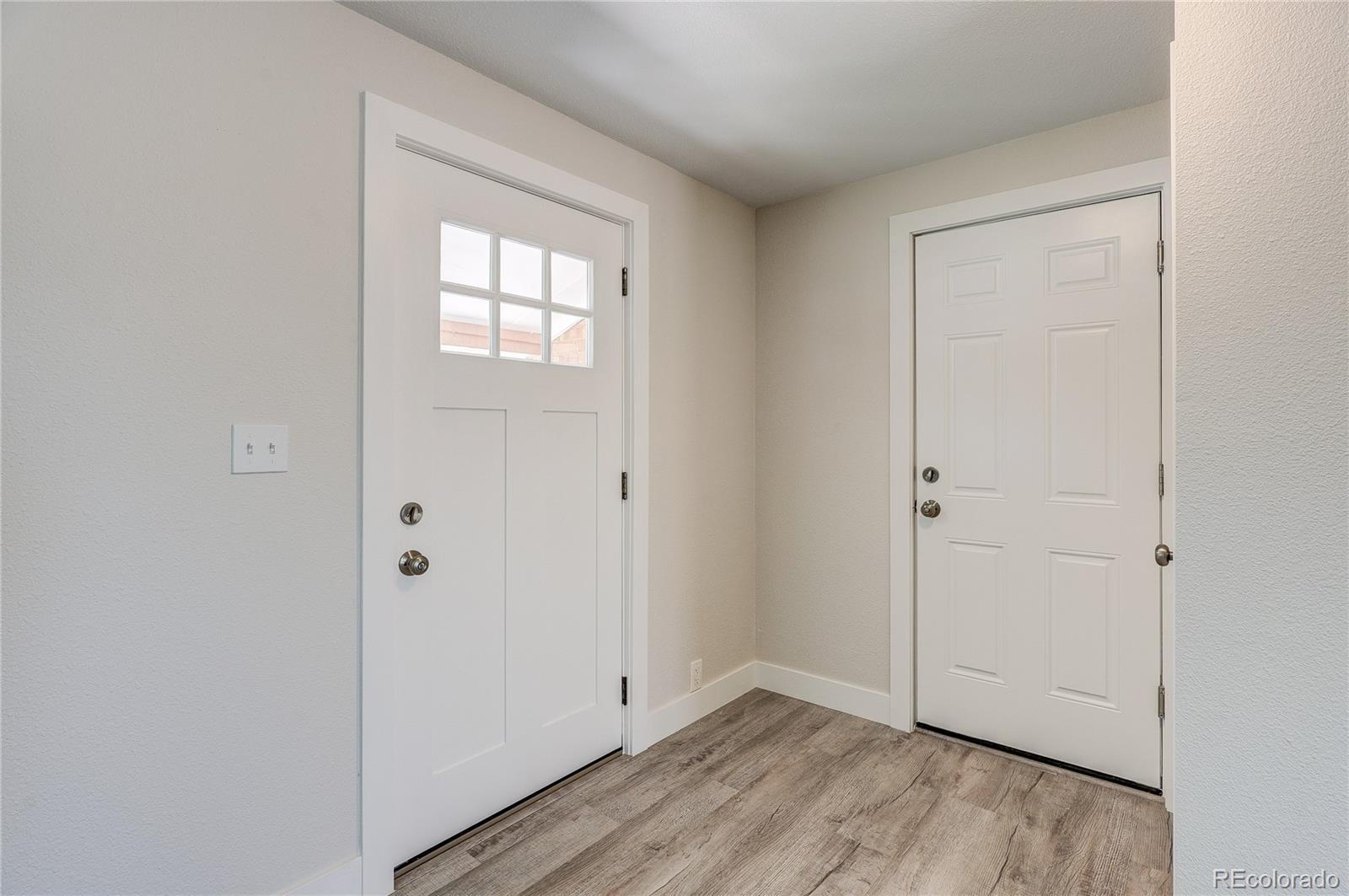 MLS Image #5 for 3100 s dale court,englewood, Colorado