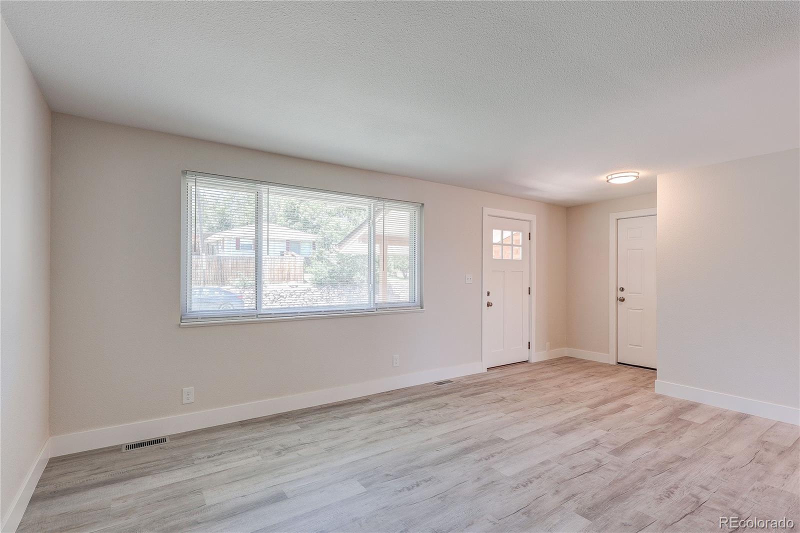 MLS Image #8 for 3100 s dale court,englewood, Colorado