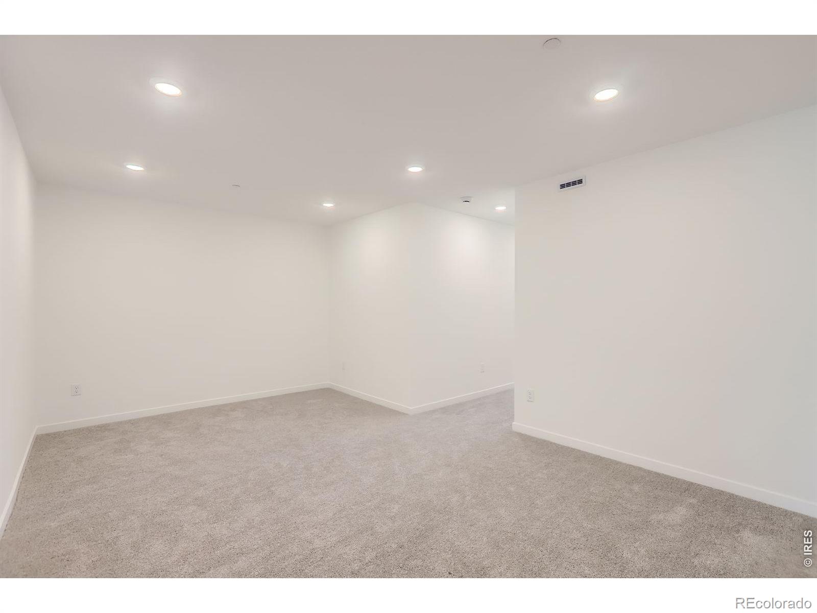 MLS Image #25 for 2844  bear springs circle,longmont, Colorado