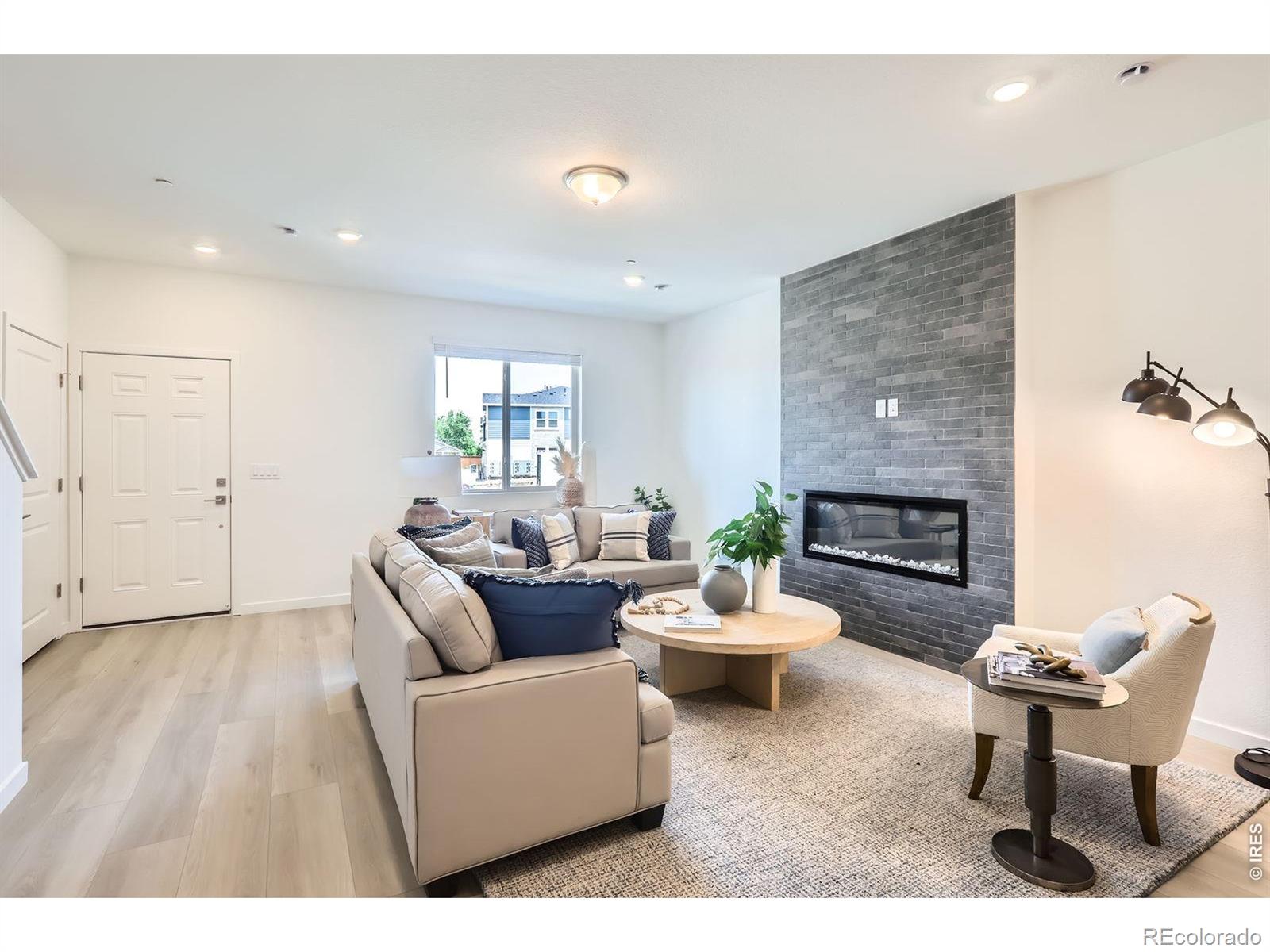 MLS Image #5 for 2844  bear springs circle,longmont, Colorado