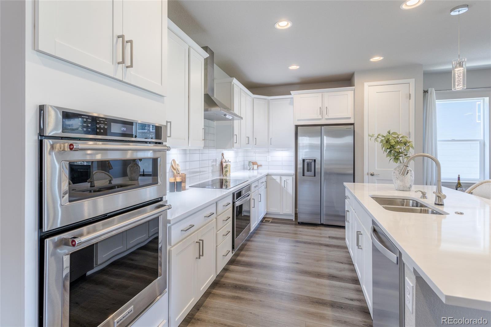 MLS Image #8 for 18483 w 94th lane,arvada, Colorado