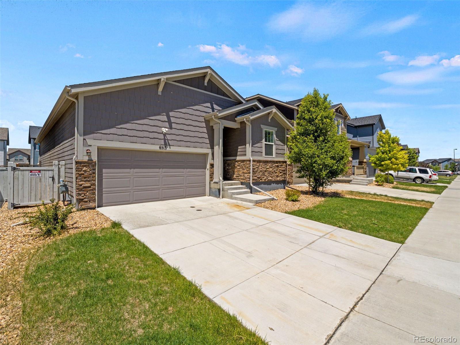 MLS Image #3 for 6513 n ceylon street,denver, Colorado