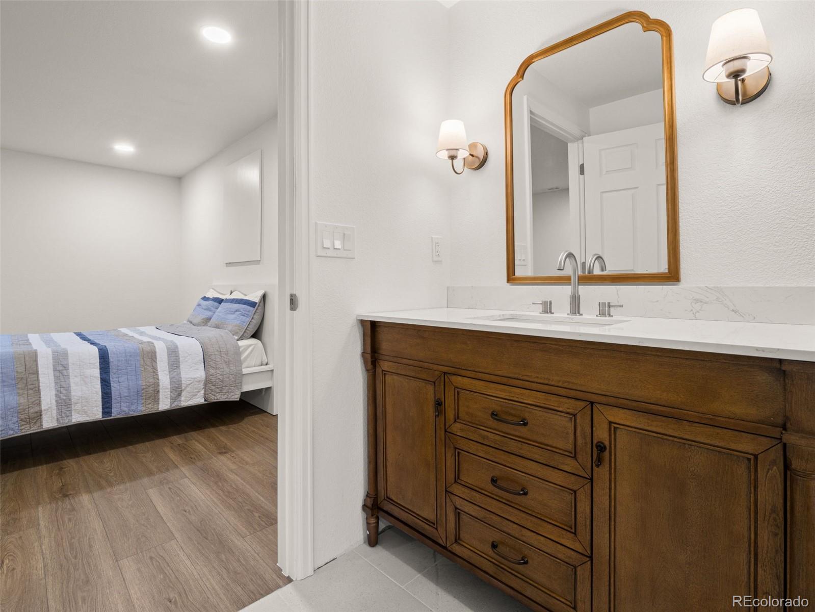 MLS Image #32 for 6513 n ceylon street,denver, Colorado