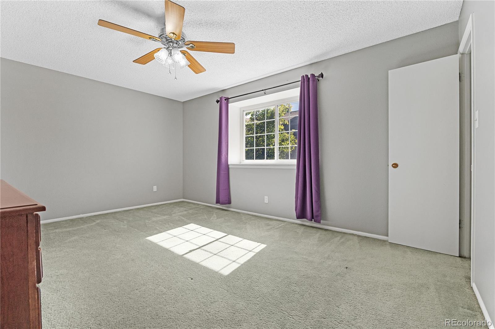 MLS Image #14 for 3855 s monaco street parkway,denver, Colorado