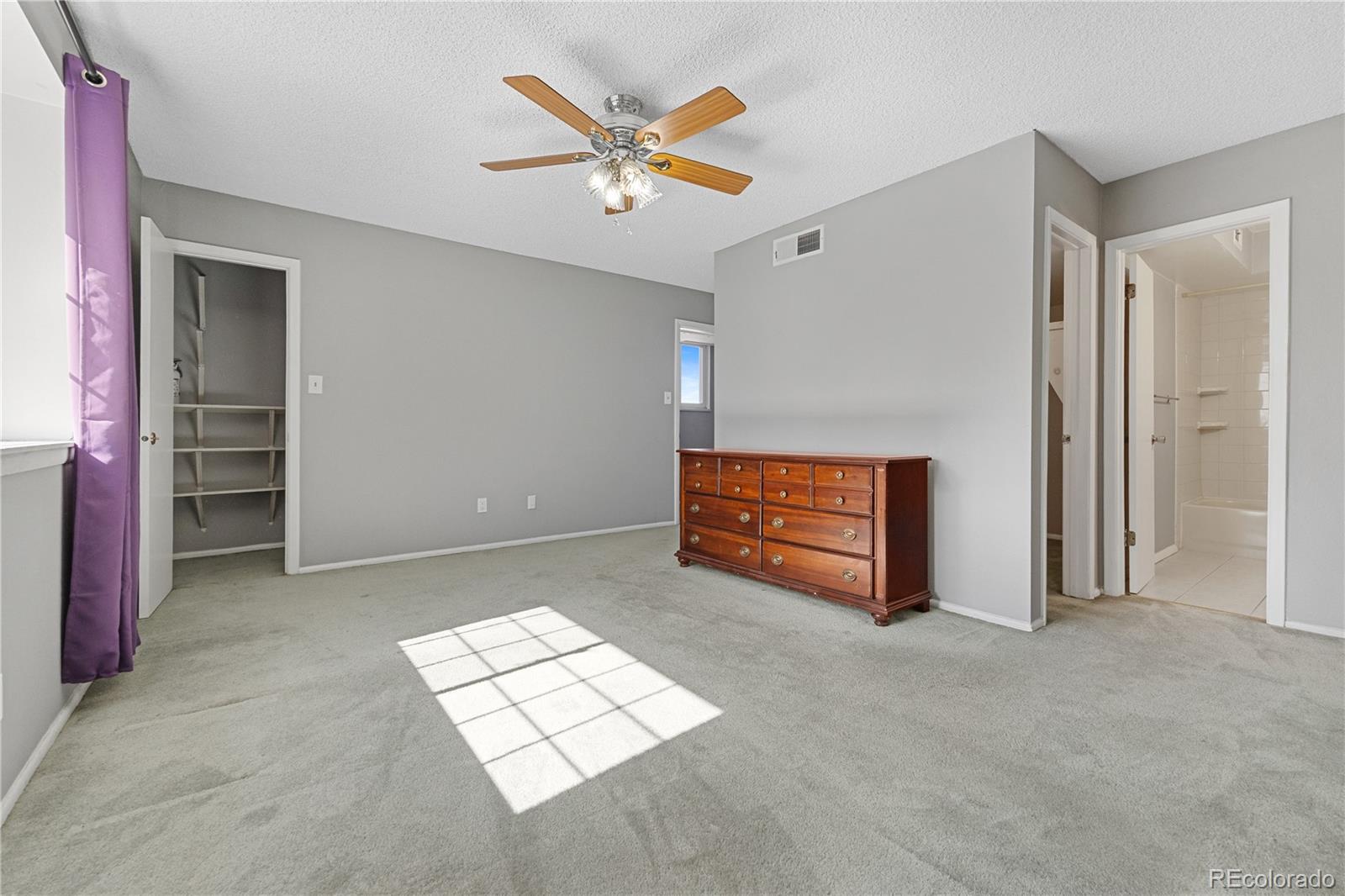 MLS Image #15 for 3855 s monaco street parkway,denver, Colorado