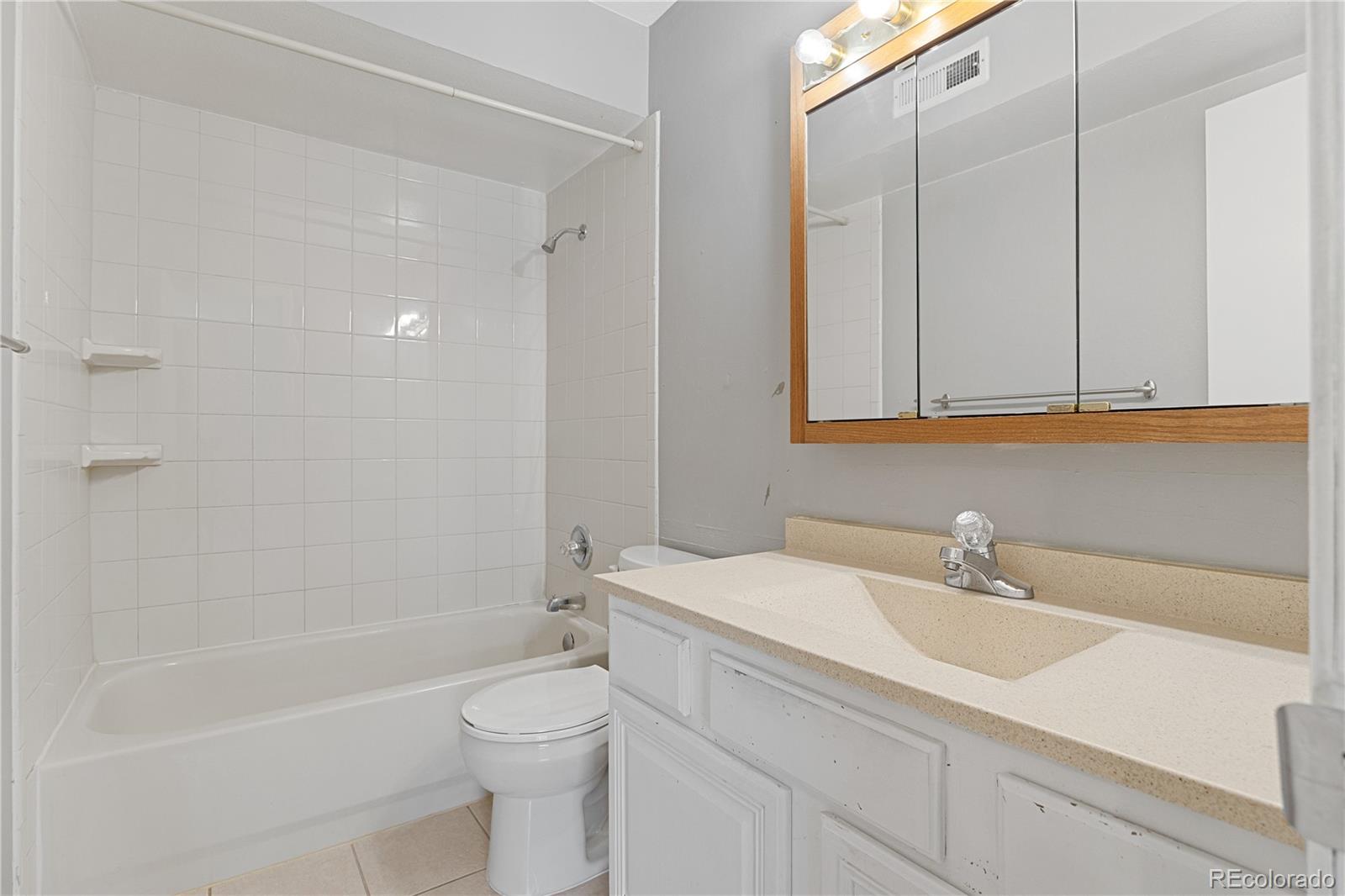 MLS Image #16 for 3855 s monaco street parkway,denver, Colorado