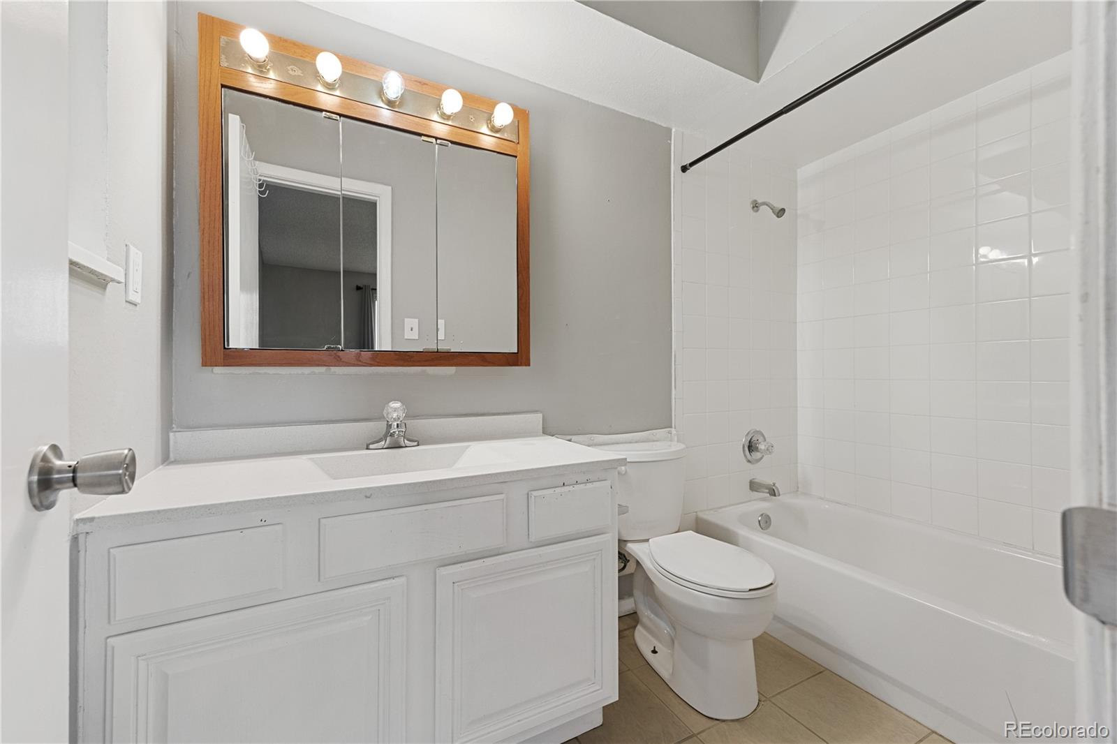 MLS Image #20 for 3855 s monaco street parkway,denver, Colorado