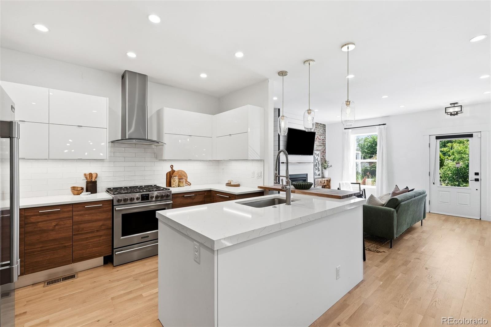 MLS Image #10 for 3263  utica street,denver, Colorado