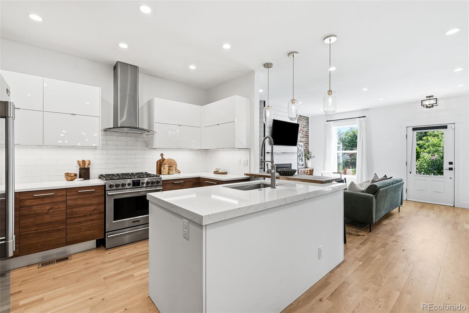 MLS Image #9 for 3263  utica street,denver, Colorado