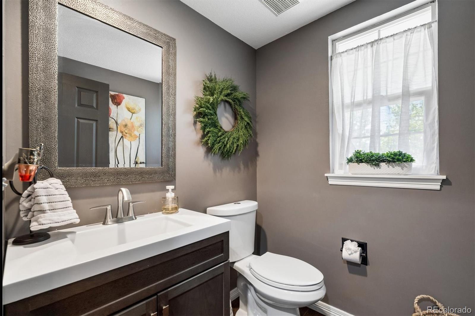 MLS Image #20 for 9962  hawthorne street,highlands ranch, Colorado