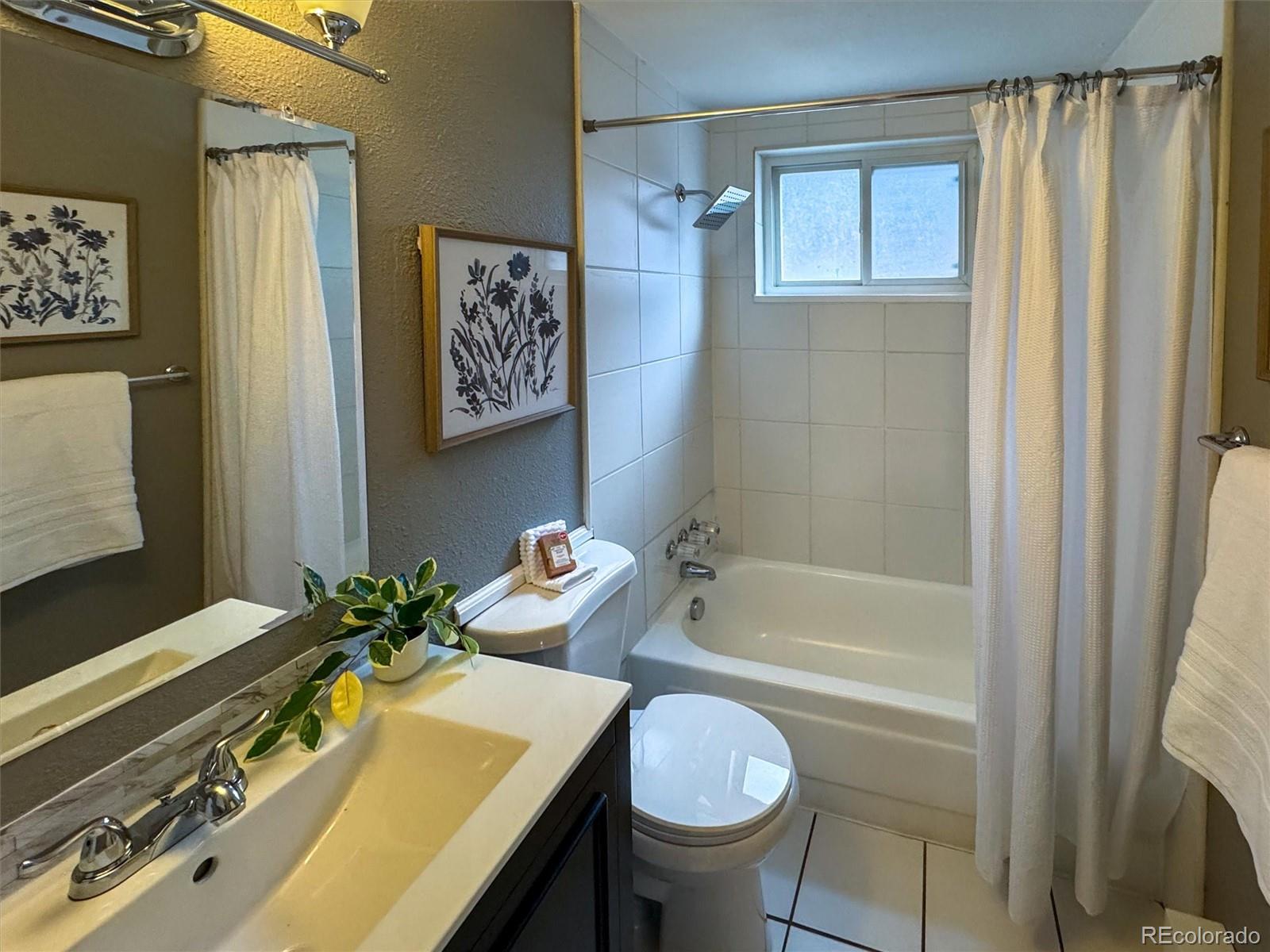 MLS Image #12 for 155 s pennsylvania street,denver, Colorado