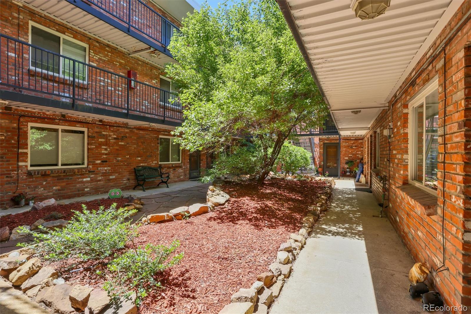 MLS Image #28 for 155 s pennsylvania street,denver, Colorado