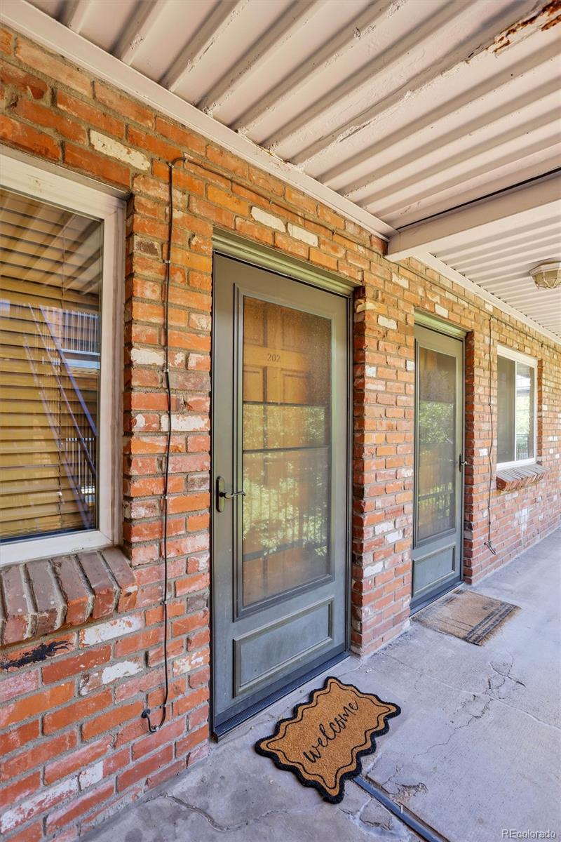 MLS Image #3 for 155 s pennsylvania street,denver, Colorado