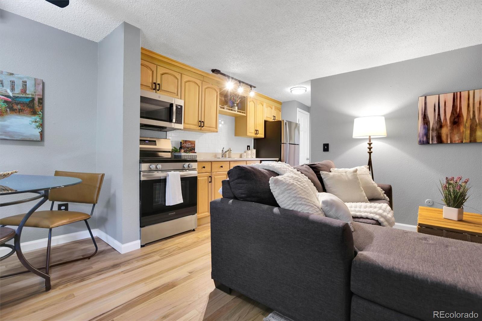 MLS Image #8 for 155 s pennsylvania street,denver, Colorado