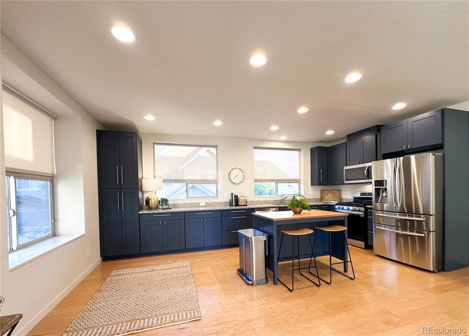 MLS Image #7 for 9026 e 52nd avenue,denver, Colorado
