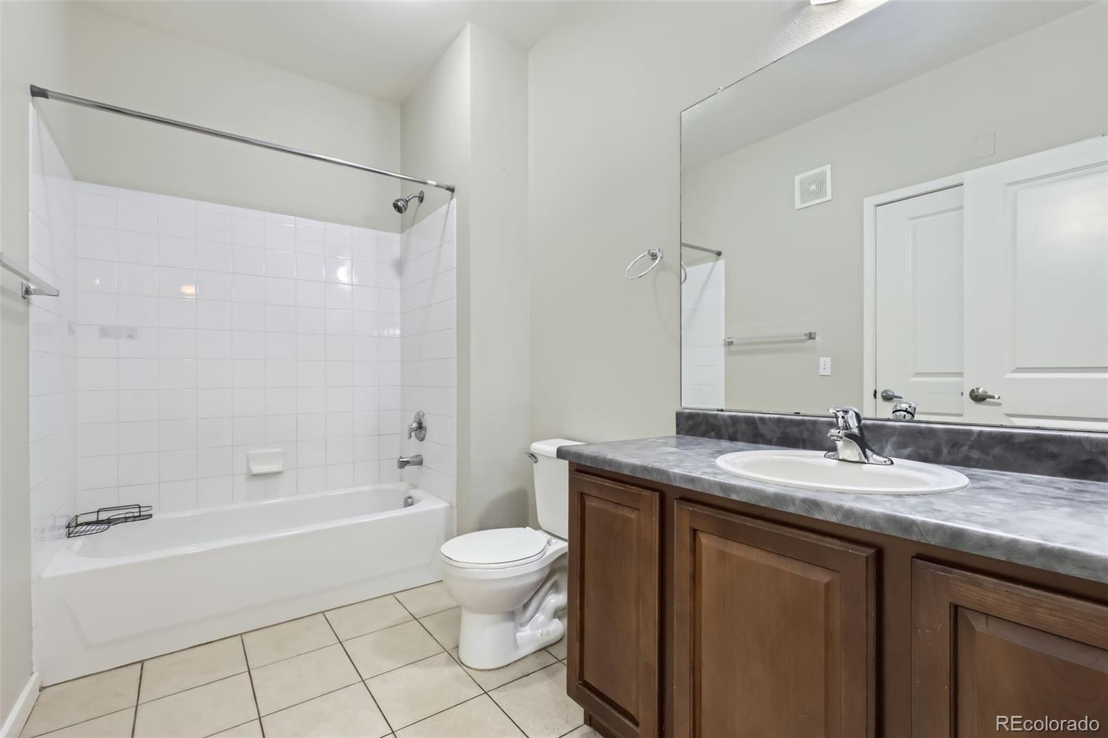 MLS Image #9 for 4100  albion street,denver, Colorado