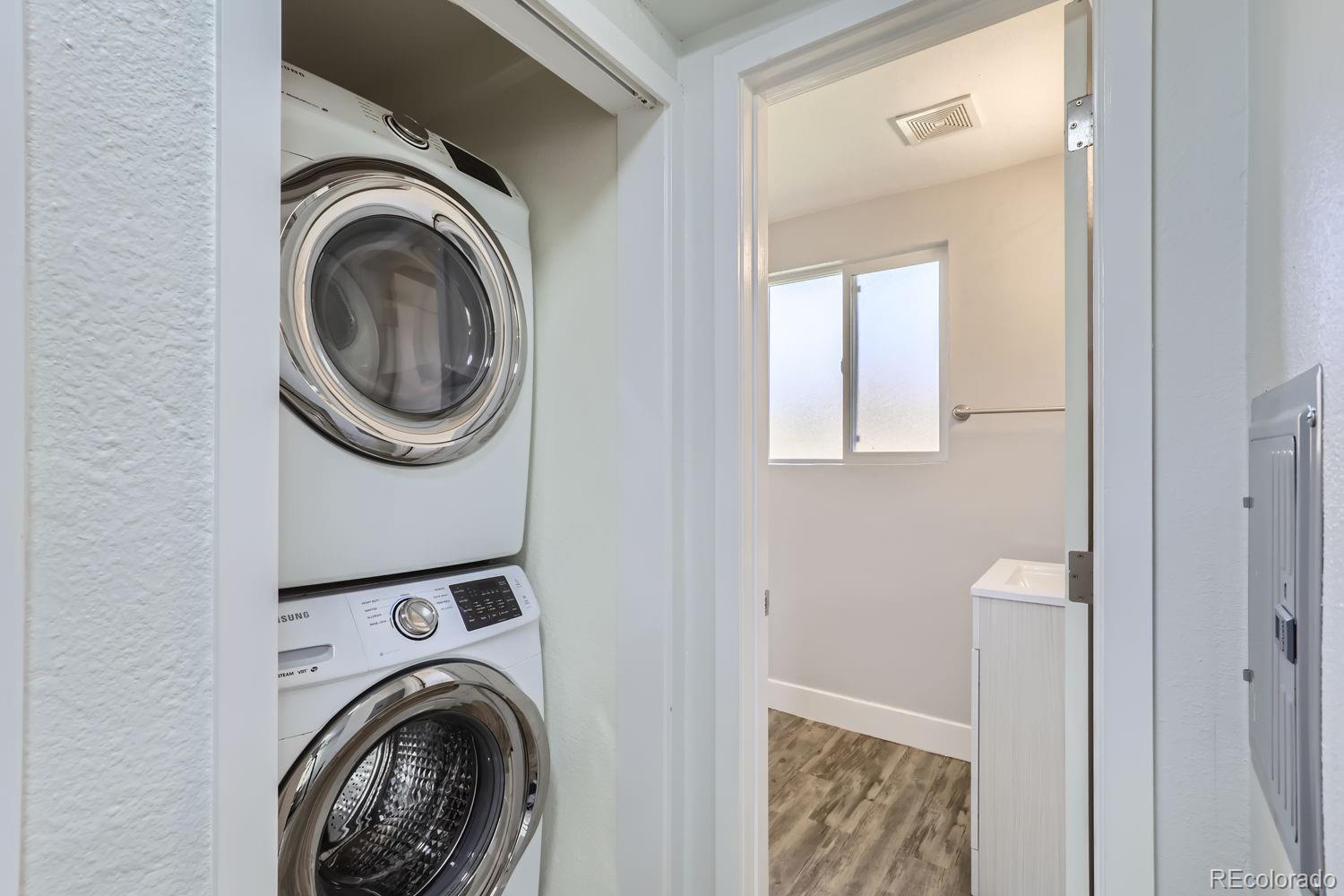MLS Image #13 for 3233 e 33rd avenue,denver, Colorado