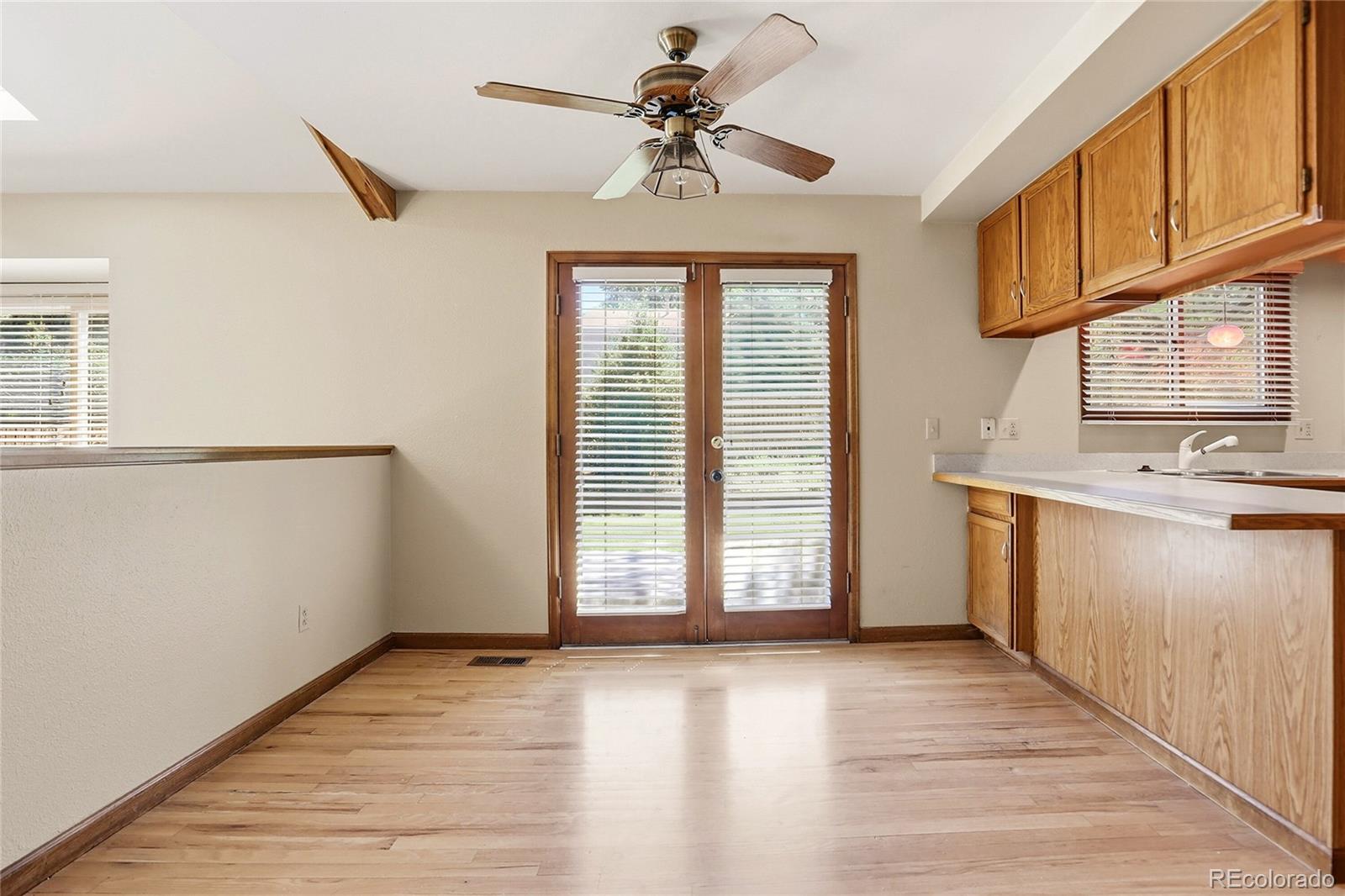 MLS Image #12 for 7614 s emerson circle,littleton, Colorado