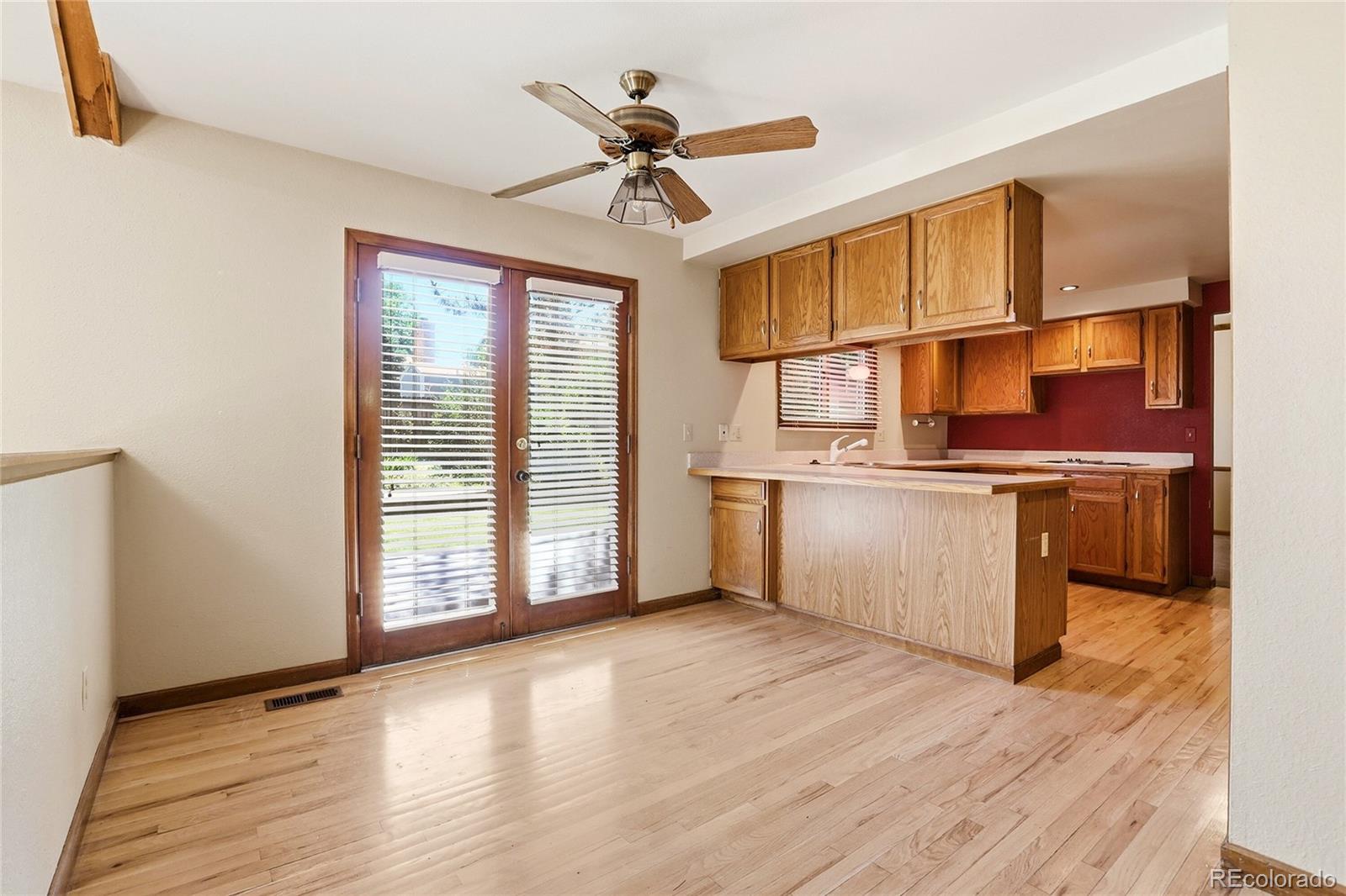 MLS Image #13 for 7614 s emerson circle,littleton, Colorado