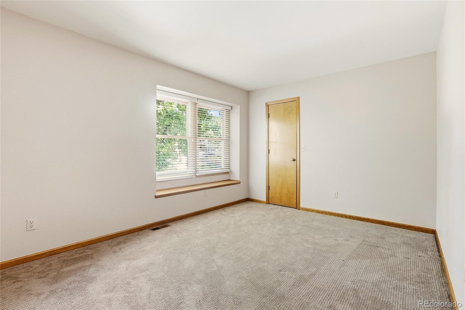MLS Image #20 for 7614 s emerson circle,littleton, Colorado