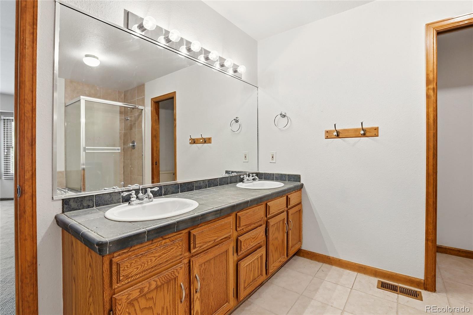 MLS Image #26 for 7614 s emerson circle,littleton, Colorado