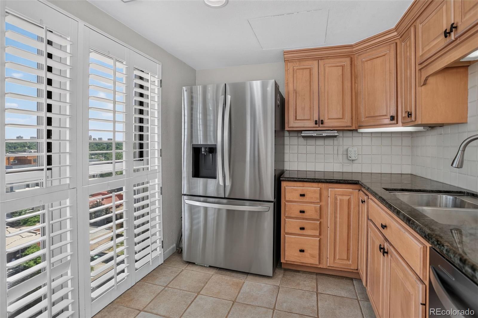MLS Image #10 for 130 n pearl street,denver, Colorado